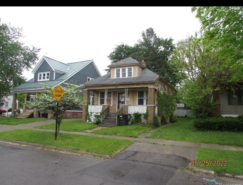 7254 Faust Avenue, Detroit, MI 48228