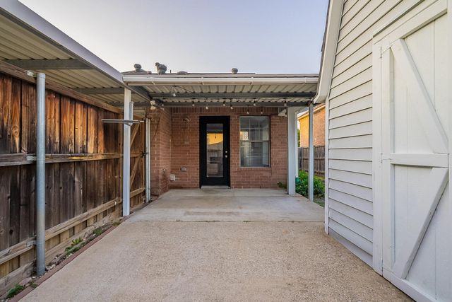 2814 Lois Lane, Rowlett, TX 75088