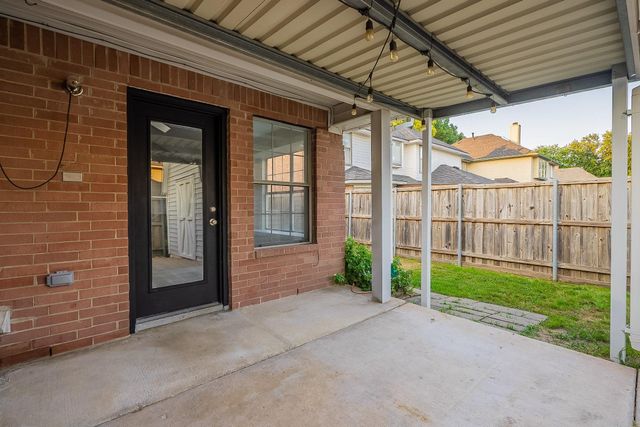 2814 Lois Lane, Rowlett, TX 75088