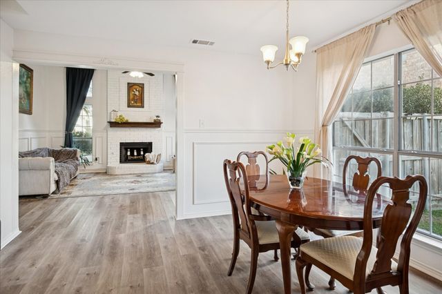 2814 Lois Lane, Rowlett, TX 75088