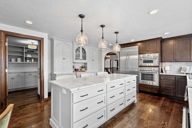 2045 LOST DAUPHIN ROAD, De Pere, WI 54115