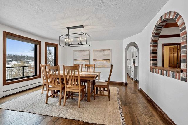 2045 LOST DAUPHIN ROAD, De Pere, WI 54115