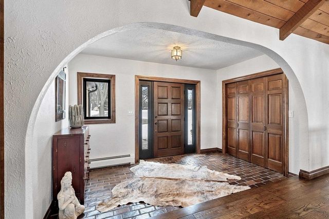 2045 LOST DAUPHIN ROAD, De Pere, WI 54115