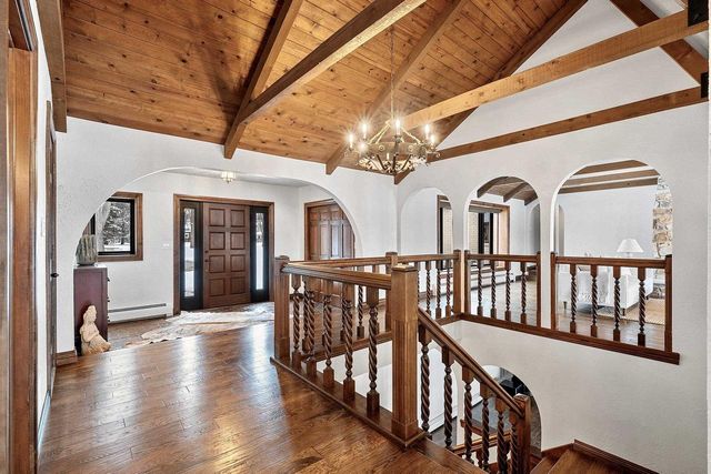 2045 LOST DAUPHIN ROAD, De Pere, WI 54115