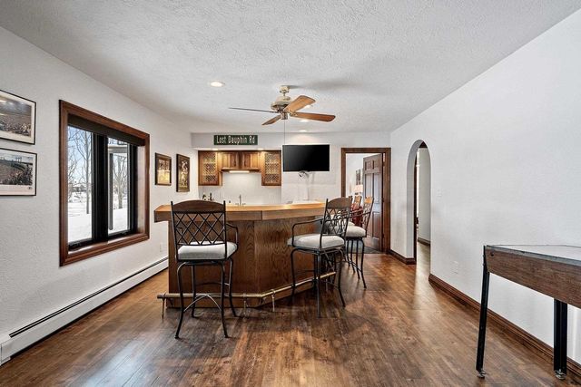 2045 LOST DAUPHIN ROAD, De Pere, WI 54115