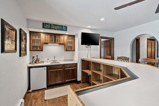 2045 LOST DAUPHIN ROAD, De Pere, WI 54115