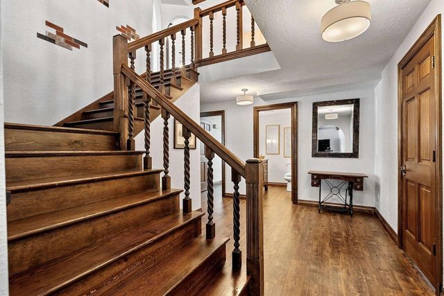 2045 LOST DAUPHIN ROAD, De Pere, WI 54115