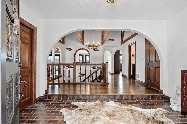 2045 LOST DAUPHIN ROAD, De Pere, WI 54115