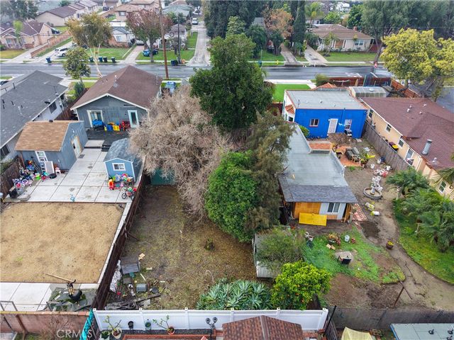 9211 Walnut, Bellflower, CA 90706