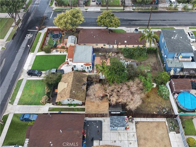 9211 Walnut, Bellflower, CA 90706