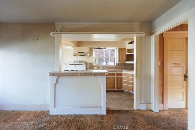 9211 Walnut, Bellflower, CA 90706