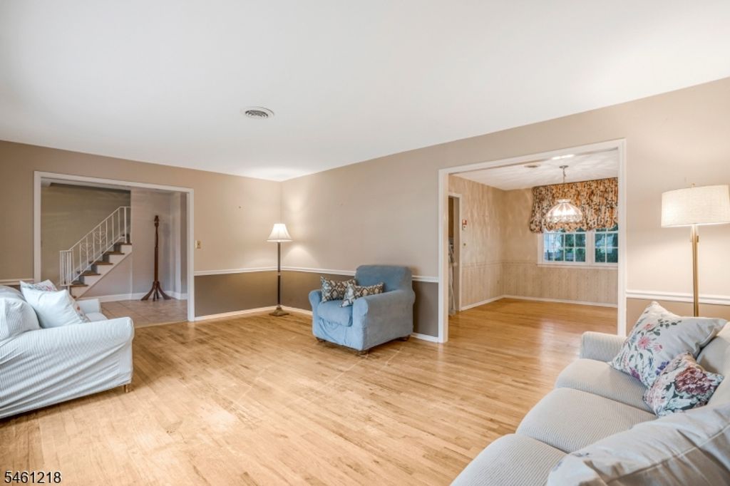 11 Woodrow Wilson Dr, Edison Twp., NJ 08820 — photo 4