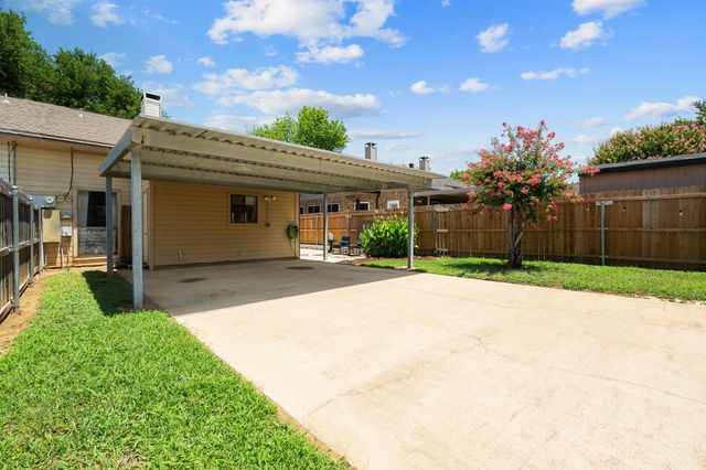 709 Normandy Drive, Euless, TX 76039