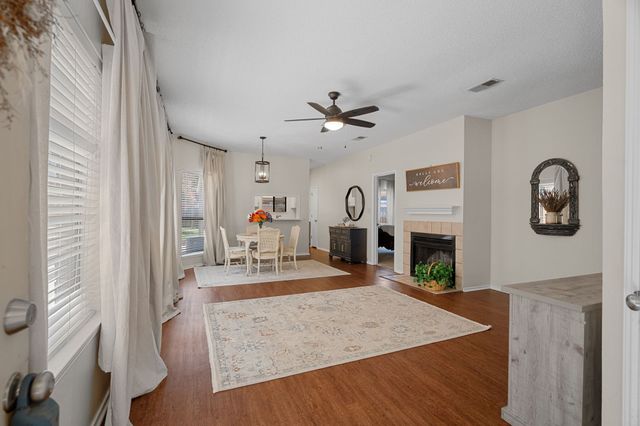 709 Normandy Drive, Euless, TX 76039