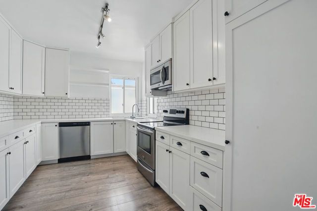 930 3rd Street 303, Santa Monica, CA 90403