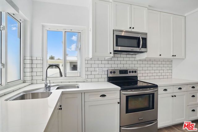 930 3rd Street 303, Santa Monica, CA 90403