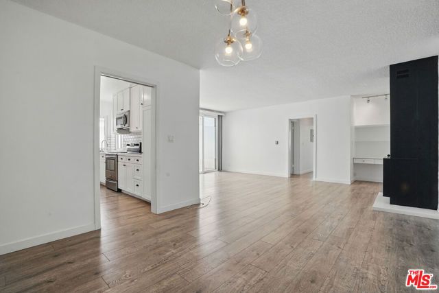930 3rd Street 303, Santa Monica, CA 90403