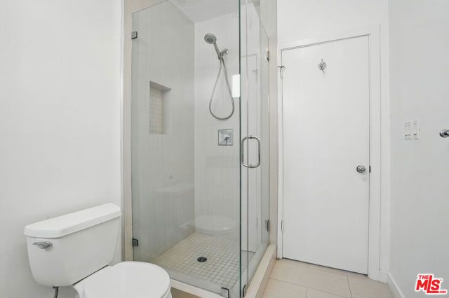 930 3rd Street 303, Santa Monica, CA 90403