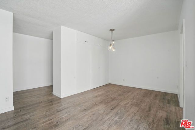 930 3rd Street 303, Santa Monica, CA 90403