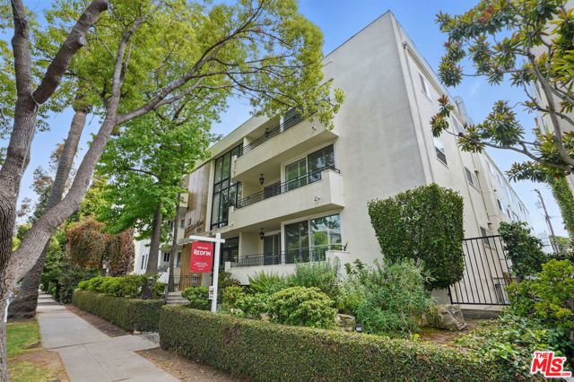 930 3rd Street 303, Santa Monica, CA 90403