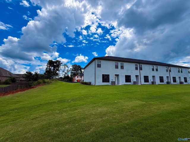 99 She Oak Drive, Huntsville, AL 35824