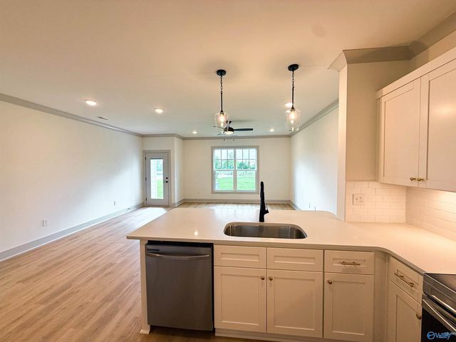 99 She Oak Drive, Huntsville, AL 35824