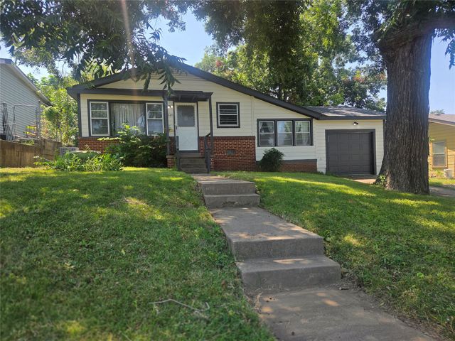 2020 W 46th Street, Tulsa, OK 74107