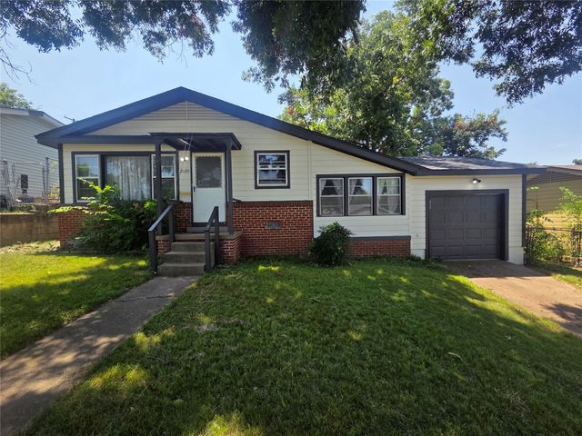 2020 W 46th Street, Tulsa, OK 74107