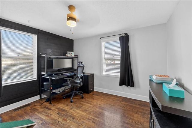 310 S Bluegrass Drive, Bonner Springs, KS 66012