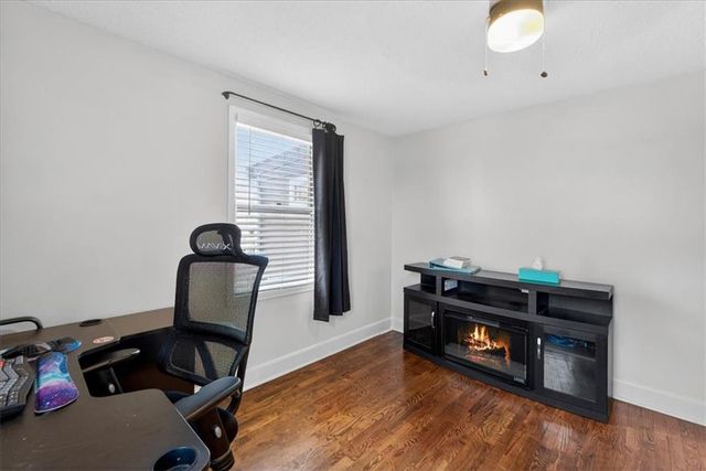 310 S Bluegrass Drive, Bonner Springs, KS 66012