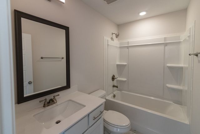 1549 Hidden Creek Trail, Clarksville, TN 37043