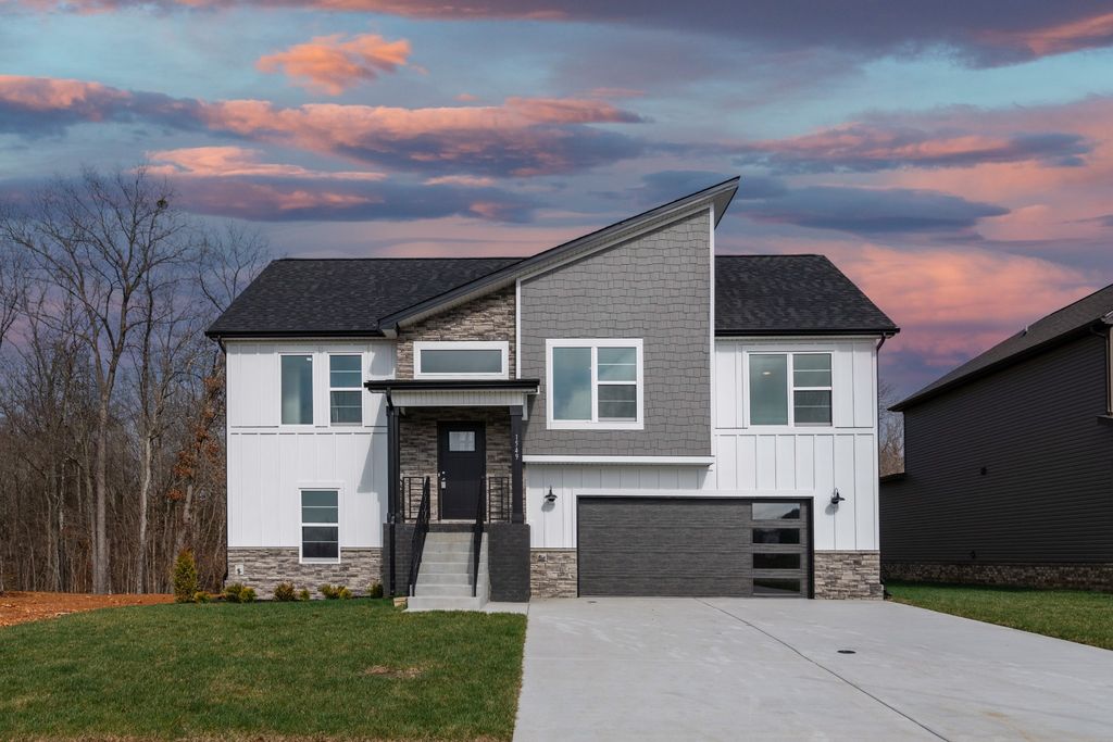 1549 Hidden Creek Trail, Clarksville, TN 37043