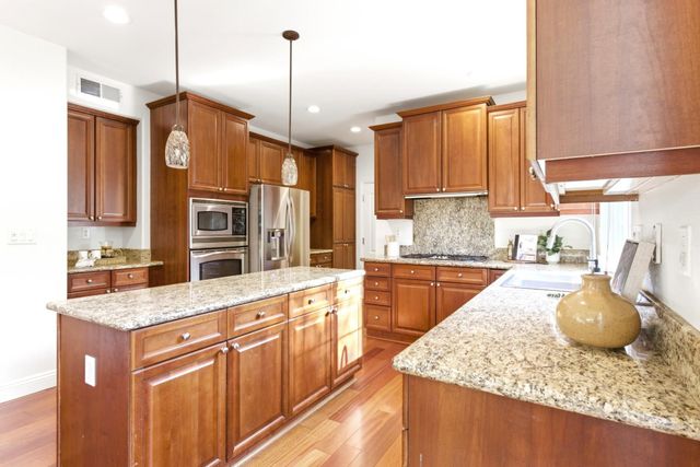 1892 Loring Ln, Lincoln, CA 95648