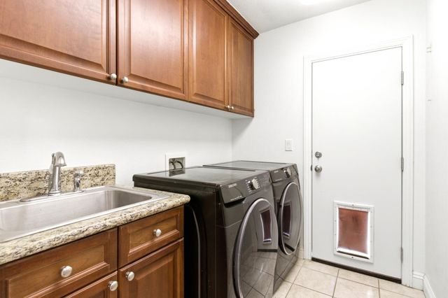 1892 Loring Ln, Lincoln, CA 95648