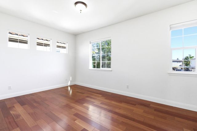 1892 Loring Ln, Lincoln, CA 95648