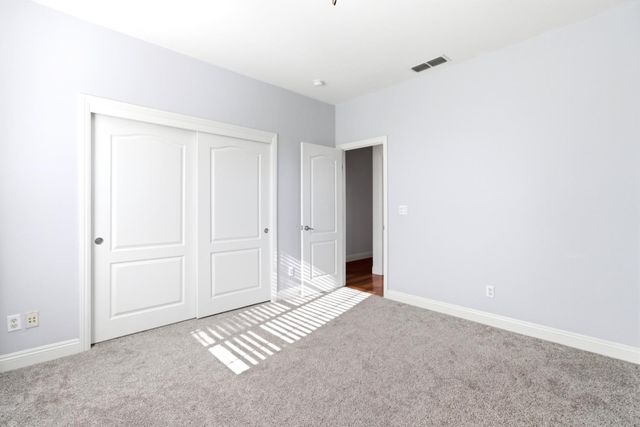 1892 Loring Ln, Lincoln, CA 95648