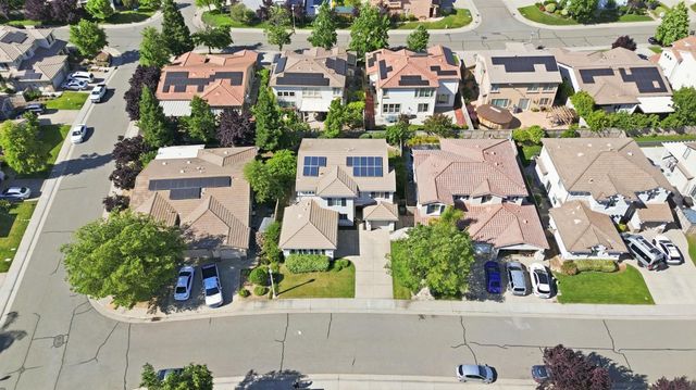 1892 Loring Ln, Lincoln, CA 95648