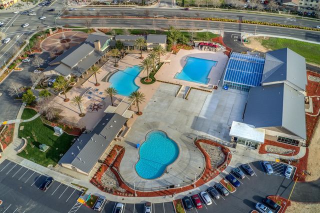 1892 Loring Ln, Lincoln, CA 95648