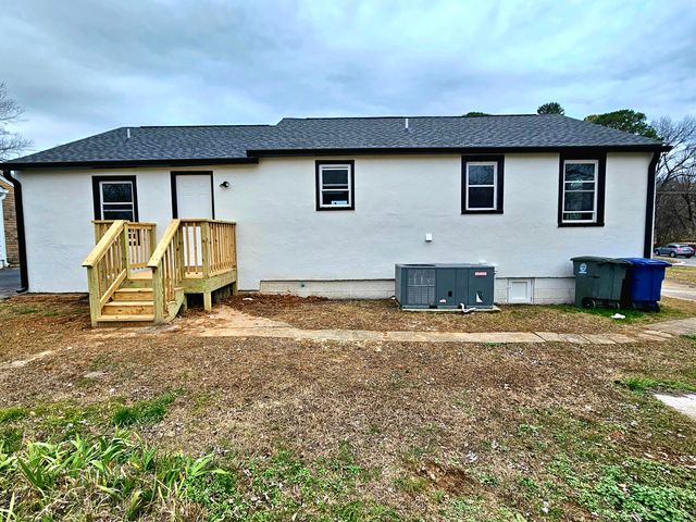 1705 Bagwell Avenue, Hixson, TN 37343