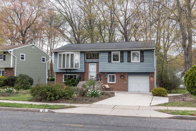 25 GREEN VALE RD, Cherry Hill, NJ 08034