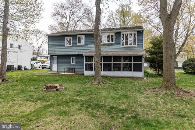 25 GREEN VALE RD, Cherry Hill, NJ 08034