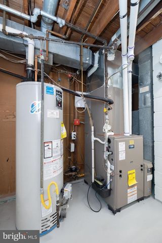 25 GREEN VALE RD, Cherry Hill, NJ 08034