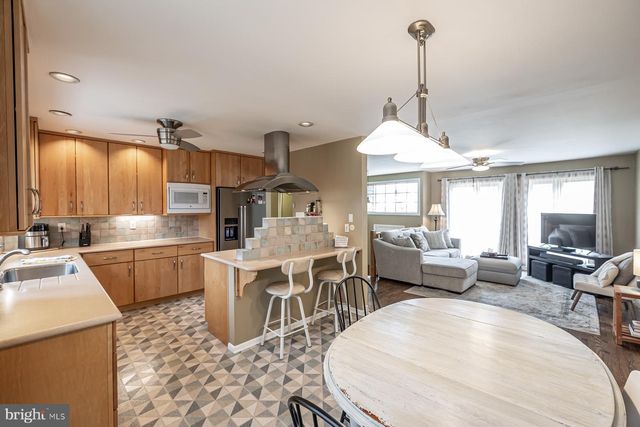 25 GREEN VALE RD, Cherry Hill, NJ 08034