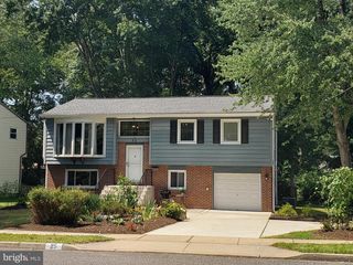 25 GREEN VALE RD, Cherry Hill, NJ 08034