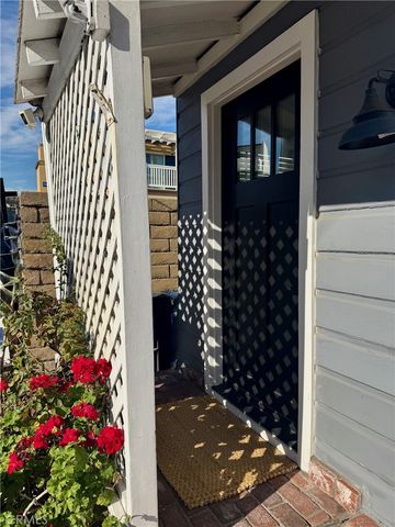 16692 Bayview Drive, Huntington Beach, CA 90742