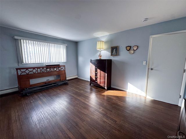 1277 Lednam Court, Merrick, NY 11566