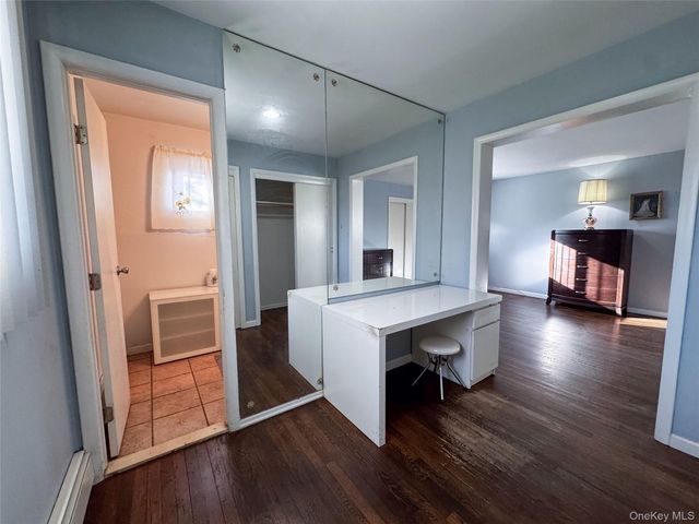 1277 Lednam Court, Merrick, NY 11566