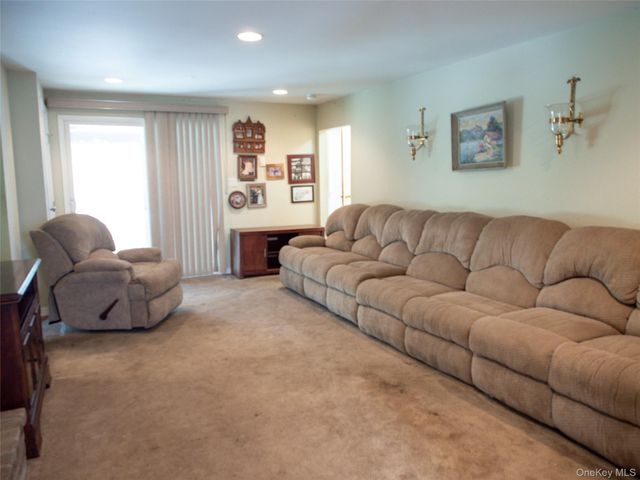 1277 Lednam Court, Merrick, NY 11566