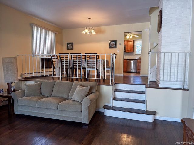 1277 Lednam Court, Merrick, NY 11566