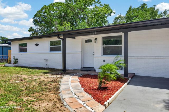 1359 Wright Street, Daytona Beach, FL 32117